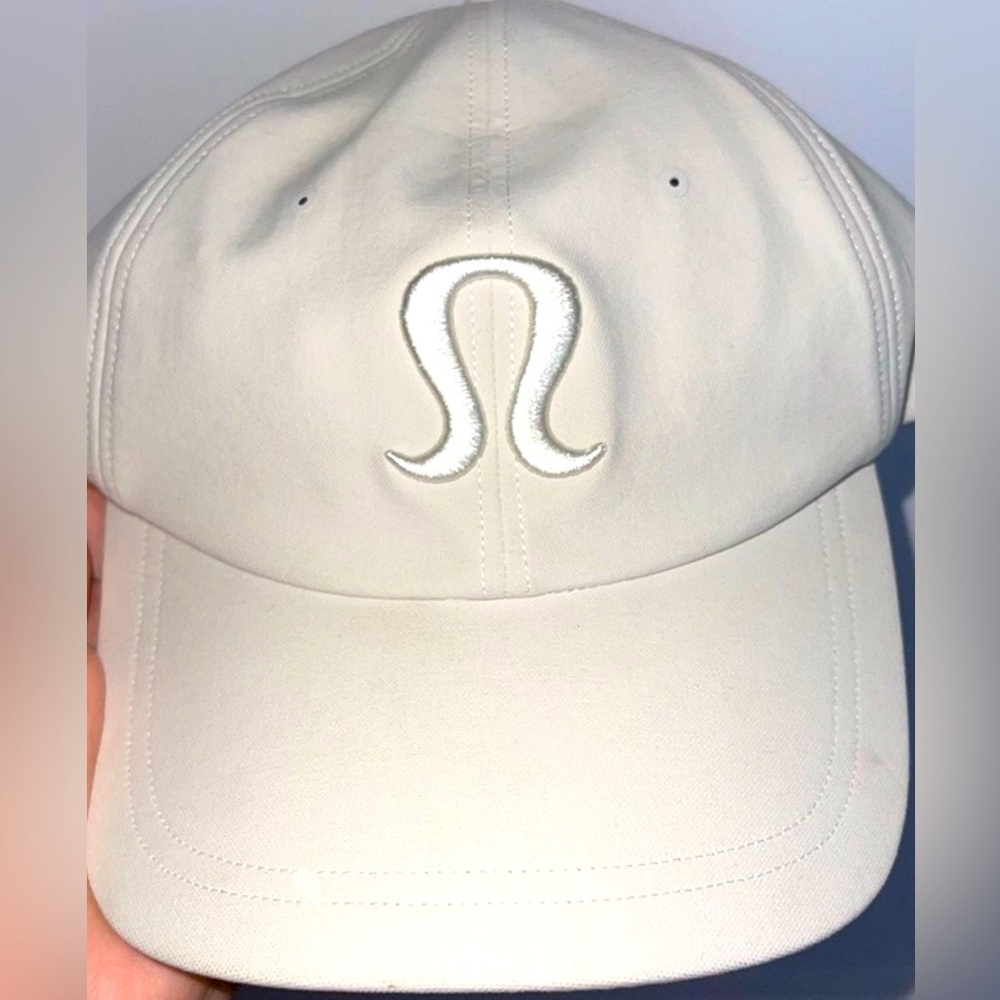 Lululemon Hat!!!